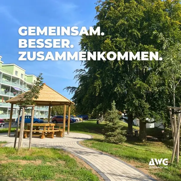 Pavillon im Grünen, Text: "Gemeinsam. Besser. Zusammenkommen"